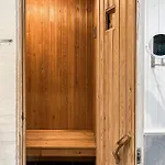 Дом отдыха In With Sauna