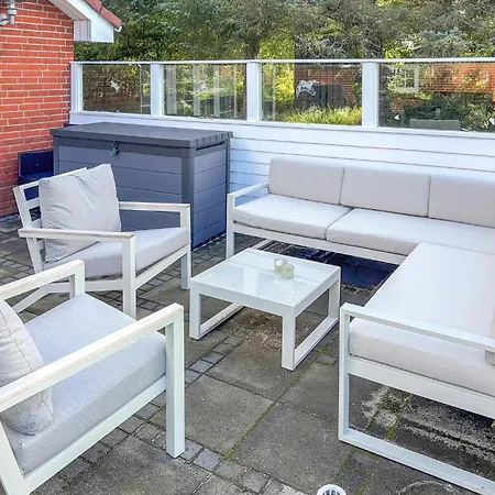 In With Sauna Dom wakacyjny *